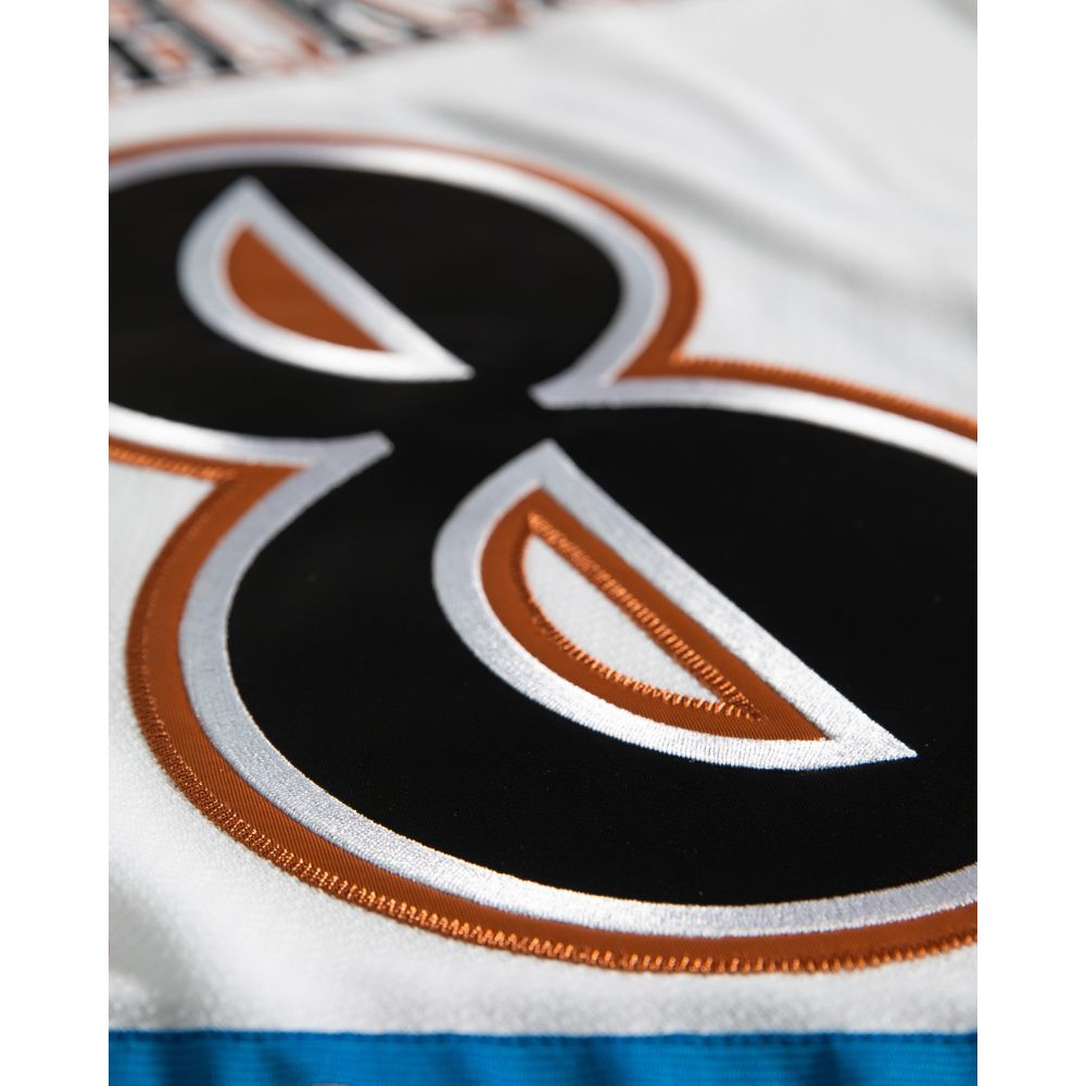 Washington Capitals Alexander Ovechkin #8 White 2005/06 Power Play Player Jersey - Mitchell & Ness