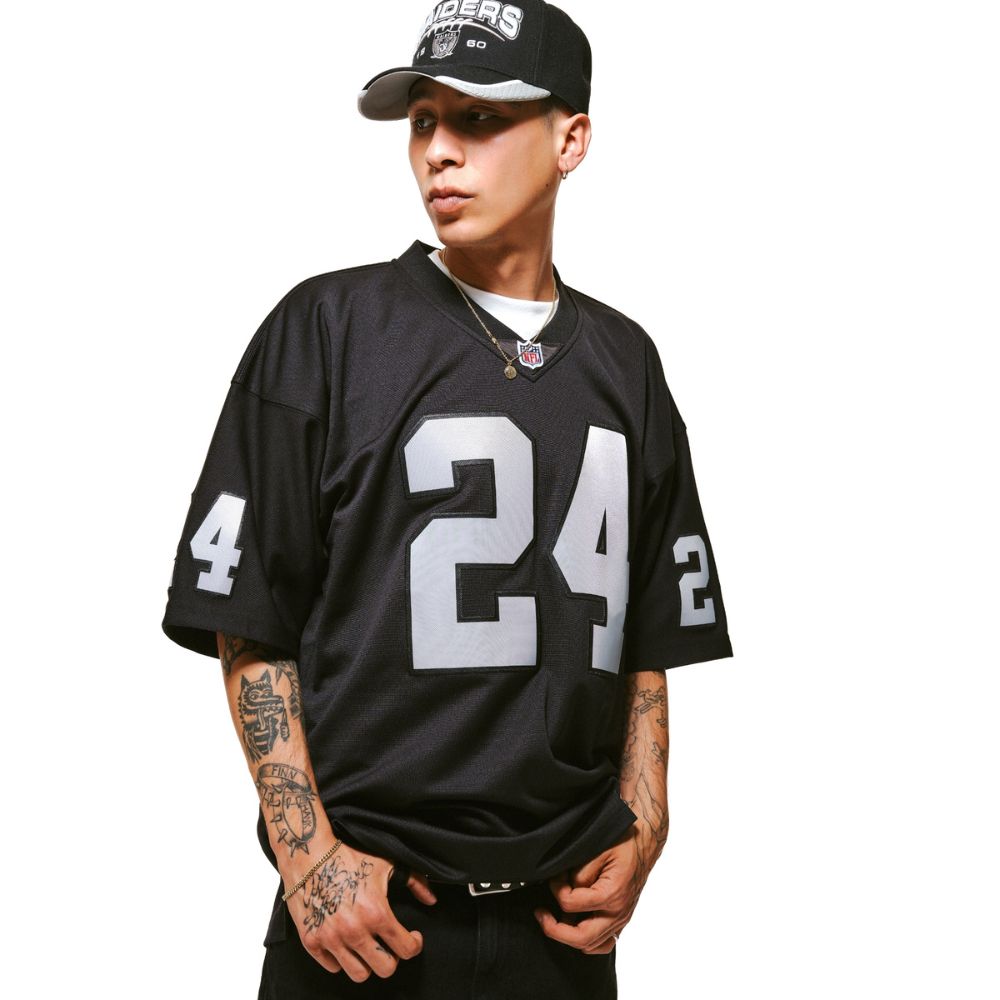 Las Vegas Raiders Marshawn Lynch #24 2017 NFL Legancy Jersey - Mitchell & Ness